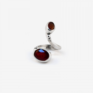Double ruby stone ring